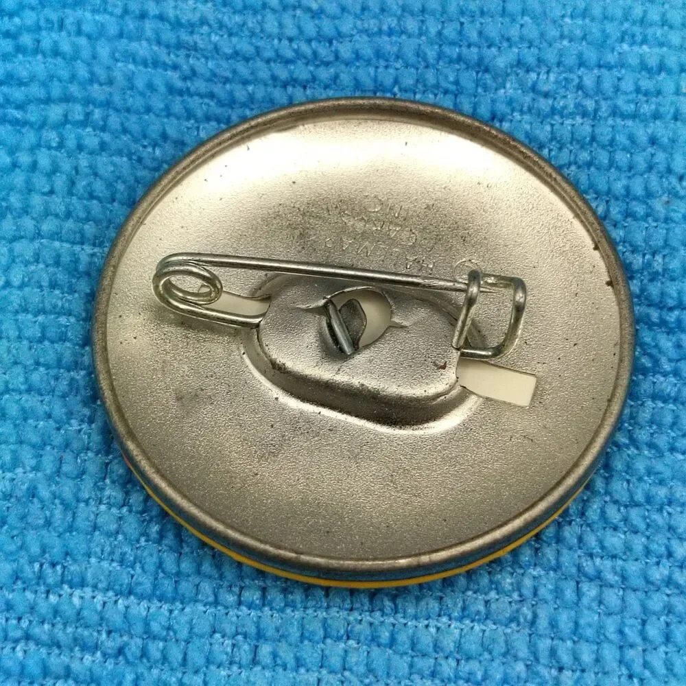 N/A hallmark pin